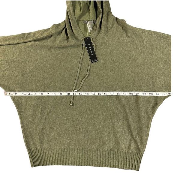 CYRUS NWT forest dark green pullover hoodie knit top women’s large new with tags - Picture 5 of 9